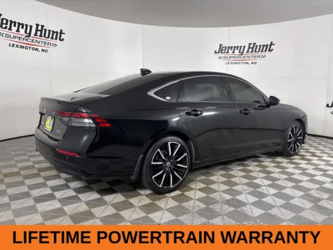 More photos of 2023 Honda Accord Hybrid Touring at Jerry Hunt Supercenter - Lexington, NC