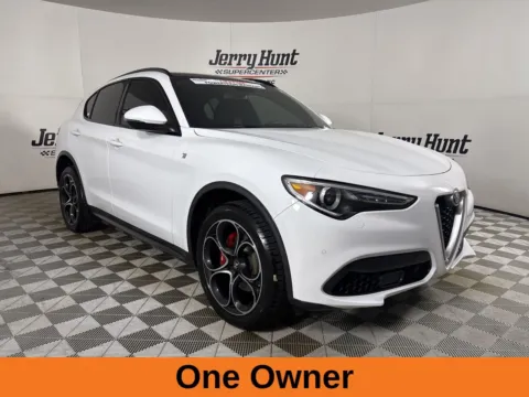 More photos of 2023 Alfa Romeo Stelvio Ti at Jerry Hunt Supercenter - Lexington, NC