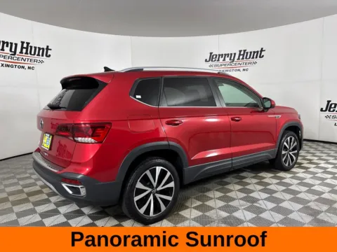 More photos of 2023 Volkswagen Taos 1.5T SE at Jerry Hunt Supercenter - Lexington, NC