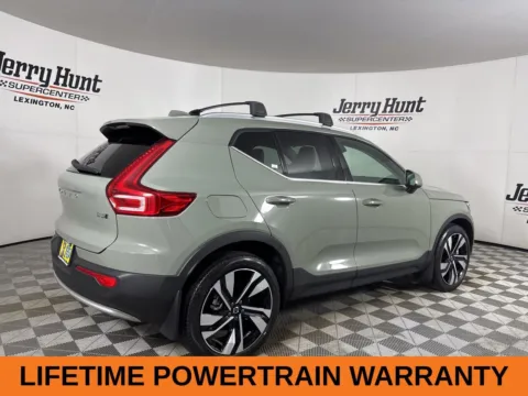 More photos of 2023 Volvo XC40 B5 Plus Bright Theme at Jerry Hunt Supercenter - Lexington, NC