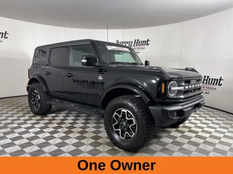 More photos of 2023 Ford Bronco Outer Banks at Jerry Hunt Supercenter - Lexington, NC