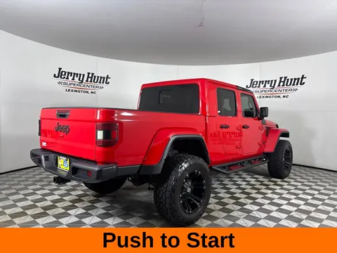 More photos of 2025 Jeep Gladiator Nighthawk at Jerry Hunt Supercenter - Lexington, NC