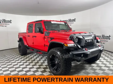 More photos of 2025 Jeep Gladiator Nighthawk at Jerry Hunt Supercenter - Lexington, NC