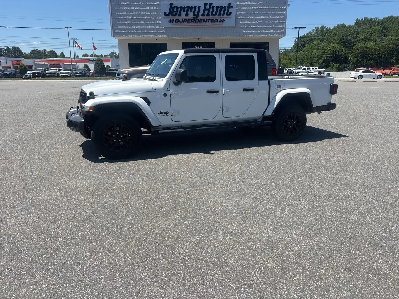 2022 Jeep Gladiator Altitude 4X4's photo