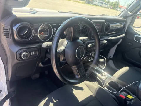 Another view of 2022 Jeep Gladiator Altitude for sale in Lexington, NC at Jerry Hunt Supercenter - Lexington