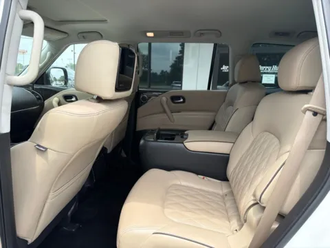 More photos of 2023 Nissan Armada Platinum at Jerry Hunt Supercenter - Lexington, NC