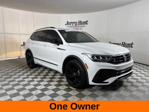More photos of 2023 Volkswagen Tiguan 2.0T SE R-Line Black at Jerry Hunt Supercenter - Lexington, NC