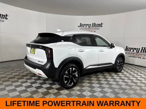 More photos of 2025 Nissan Kicks SR at Jerry Hunt Supercenter - Lexington, NC