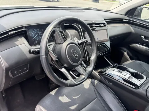 More photos of 2023 Hyundai Tucson Limited at Jerry Hunt Supercenter - Lexington, NC