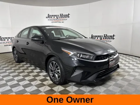 More photos of 2023 Kia Forte LXS at Jerry Hunt Supercenter - Lexington, NC