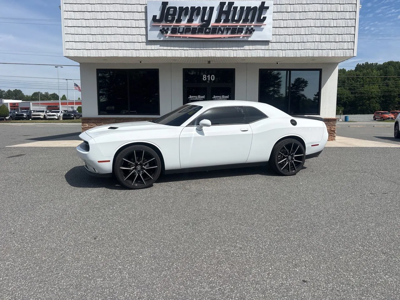 2023 Dodge Challenger SXT Auto's photo