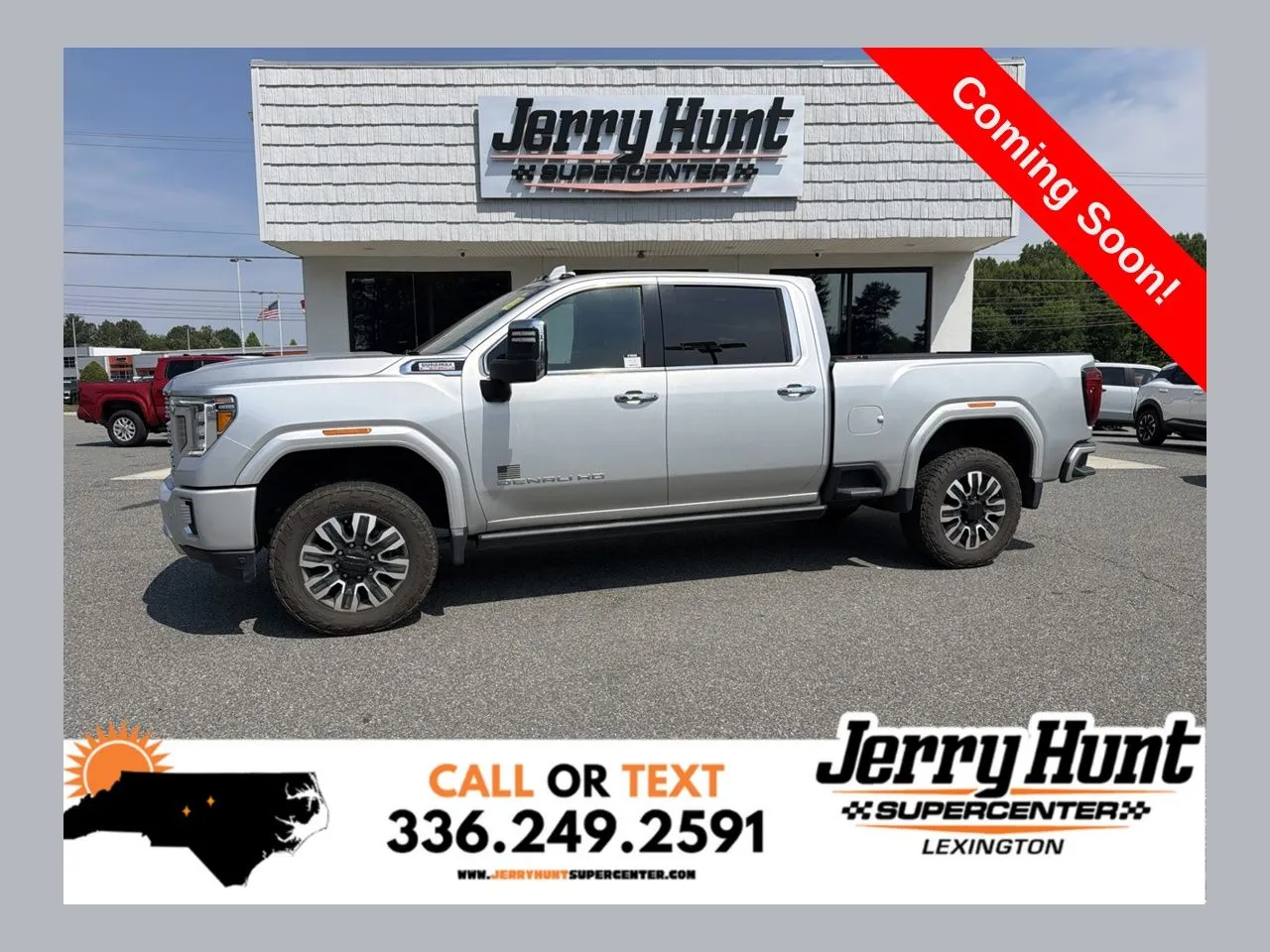 2022 GMC Sierra 4WD Crew Cab Standard Box Denali's photo
