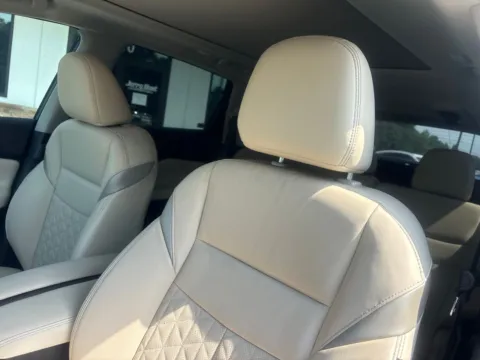 Another view of 2023 Nissan Murano Platinum for sale in Lexington, NC at Jerry Hunt Supercenter - Lexington