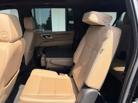 More photos of 2021 Chevrolet Suburban Premier at Jerry Hunt Supercenter - Lexington, NC