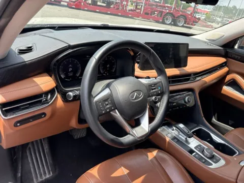 More photos of 2023 INFINITI QX60 Sensory at Jerry Hunt Supercenter - Lexington, NC