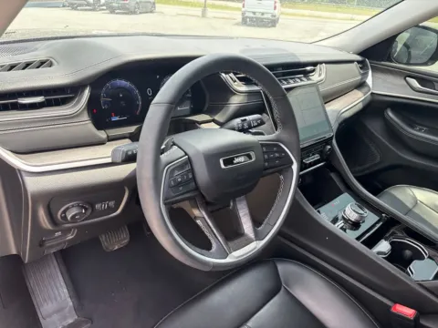 More photos of 2023 Jeep Grand Cherokee L Limited at Jerry Hunt Supercenter - Lexington, NC