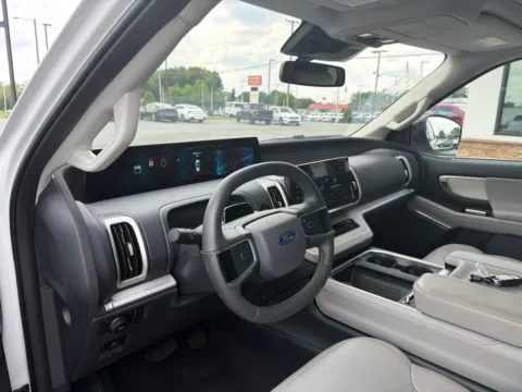 More photos of 2025 Ford Expedition Active at Jerry Hunt Supercenter - Lexington, NC