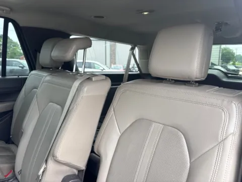 More photos of 2021 Ford Expedition Max Limited at Jerry Hunt Supercenter - Lexington, NC