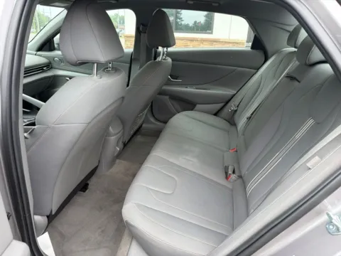 More photos of 2024 Hyundai Elantra SEL at Jerry Hunt Supercenter - Lexington, NC