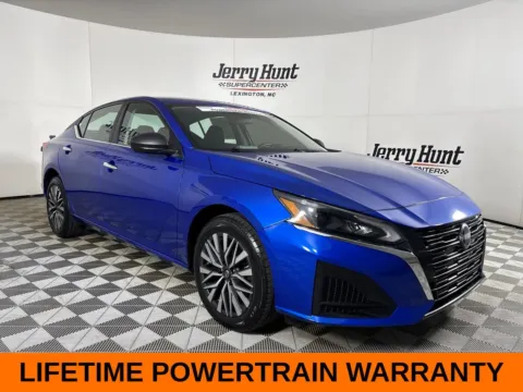 More photos of 2025 Nissan Altima 2.5 SV at Jerry Hunt Supercenter - Lexington, NC