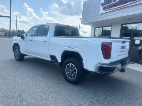 More photos of 2026 GMC Sierra 2500HD SLT at Jerry Hunt Supercenter - Lexington, NC