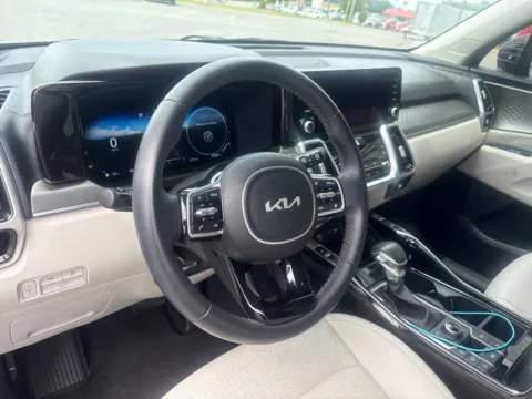 More photos of 2023 Kia Sorento SX at Jerry Hunt Supercenter - Lexington, NC