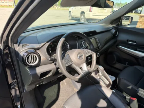 More photos of 2020 Nissan Kicks SR at Jerry Hunt Supercenter - Lexington, NC