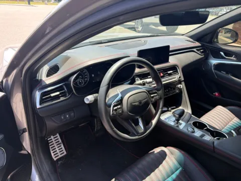 More photos of 2025 Genesis G70 3.3T Sport Advanced at Jerry Hunt Supercenter - Lexington, NC
