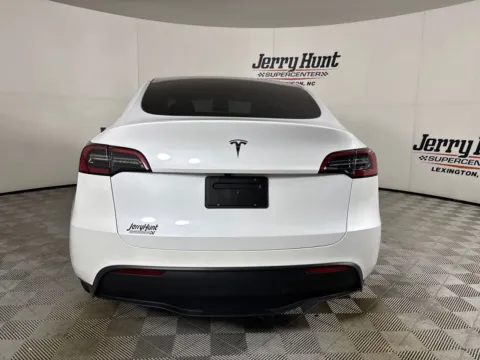 More photos of 2024 Tesla Model Y Standard Range at Jerry Hunt Supercenter - Lexington, NC