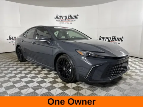 More photos of 2025 Toyota Camry SE at Jerry Hunt Supercenter - Lexington, NC