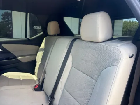 More photos of 2022 Chevrolet Traverse LS at Jerry Hunt Supercenter - Lexington, NC