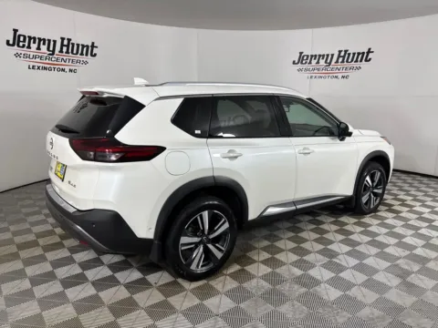 More photos of 2023 Nissan Rogue SL at Jerry Hunt Supercenter - Lexington, NC