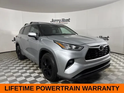 More photos of 2020 Toyota Highlander XLE at Jerry Hunt Supercenter - Lexington, NC
