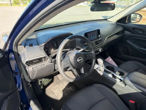 More photos of 2024 Nissan Altima 2.5 S at Jerry Hunt Supercenter - Lexington, NC