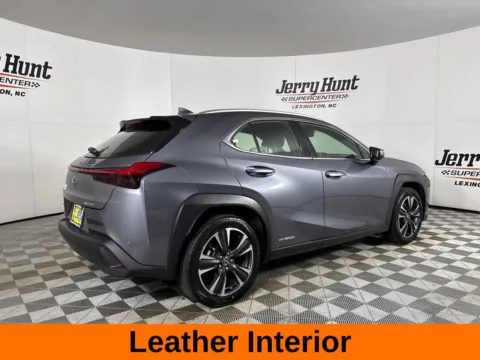 More photos of 2020 Lexus UX 250h Base at Jerry Hunt Supercenter - Lexington, NC