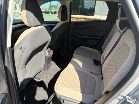 More photos of 2022 Ford Escape SE at Jerry Hunt Supercenter - Lexington, NC