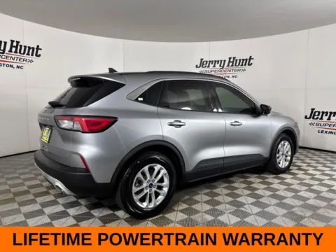 More photos of 2022 Ford Escape SE at Jerry Hunt Supercenter - Lexington, NC