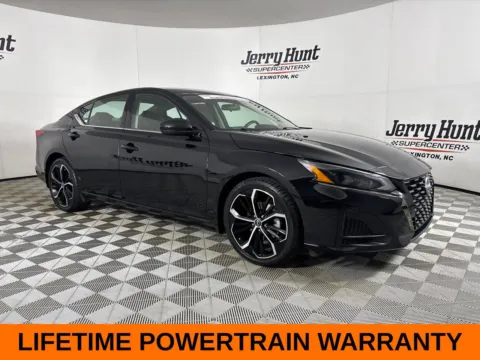 More photos of 2024 Nissan Altima 2.5 SR at Jerry Hunt Supercenter - Lexington, NC