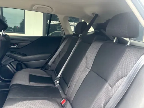 More photos of 2022 Subaru Outback Premium at Jerry Hunt Supercenter - Lexington, NC