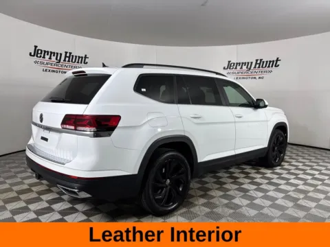 More photos of 2022 Volkswagen Atlas 3.6L V6 SE w/Technology at Jerry Hunt Supercenter - Lexington, NC