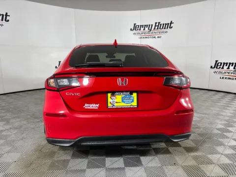 More photos of 2022 Honda Civic EX-L at Jerry Hunt Supercenter - Lexington, NC