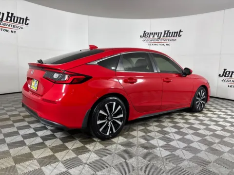 More photos of 2022 Honda Civic EX-L at Jerry Hunt Supercenter - Lexington, NC