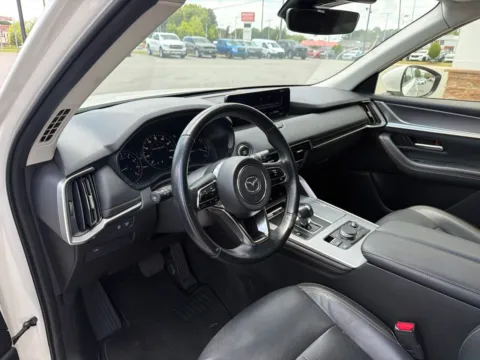 More photos of 2024 Mazda CX-90 3.3 Turbo Preferred Plus at Jerry Hunt Supercenter - Lexington, NC