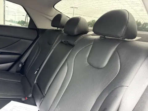 More photos of 2023 Hyundai Elantra Limited at Jerry Hunt Supercenter - Lexington, NC