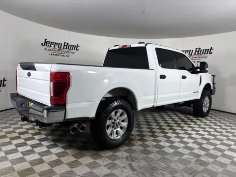 More photos of 2022 Ford F-250SD XLT at Jerry Hunt Supercenter - Lexington, NC