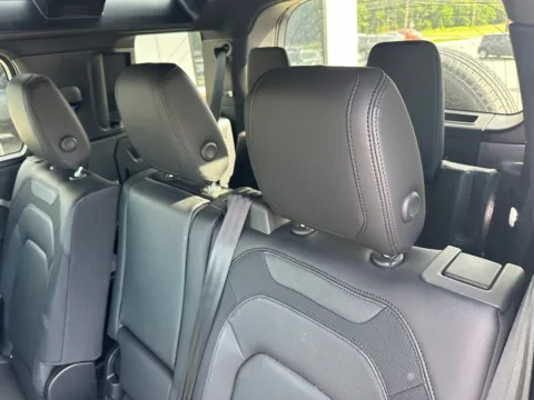 More photos of 2023 Land Rover Defender 110 X-Dynamic SE at Jerry Hunt Supercenter - Lexington, NC