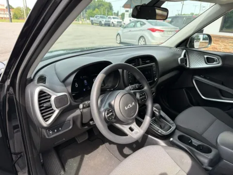 More photos of 2024 Kia Soul LX at Jerry Hunt Supercenter - Lexington, NC