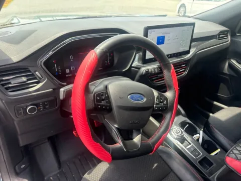 More photos of 2023 Ford Escape ST-Line at Jerry Hunt Supercenter - Lexington, NC