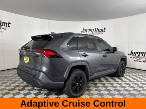 More photos of 2019 Toyota RAV4 LE at Jerry Hunt Supercenter - Lexington, NC