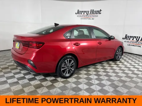 More photos of 2024 Kia Forte LXS at Jerry Hunt Supercenter - Lexington, NC